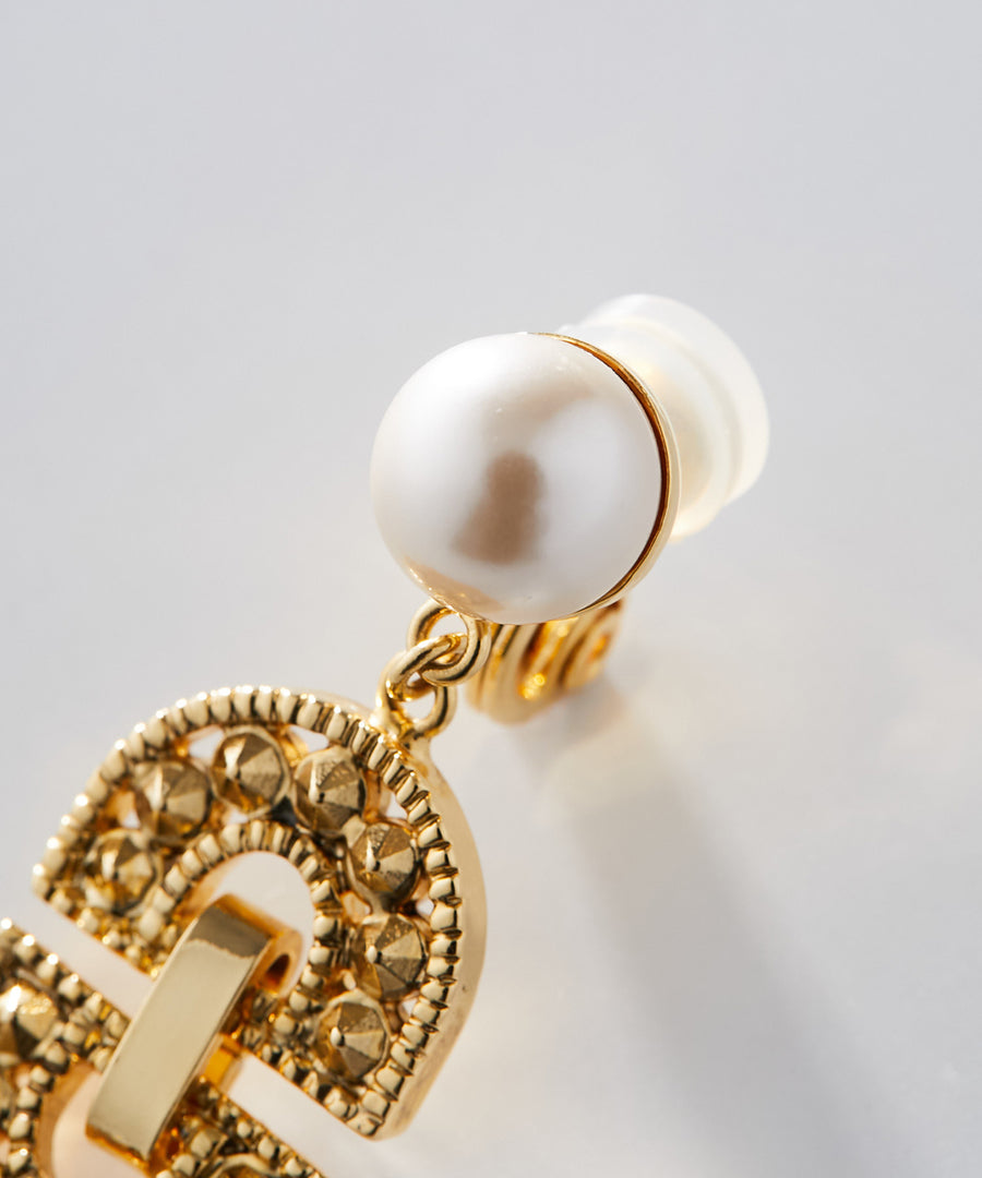 Marcasite pearl earring