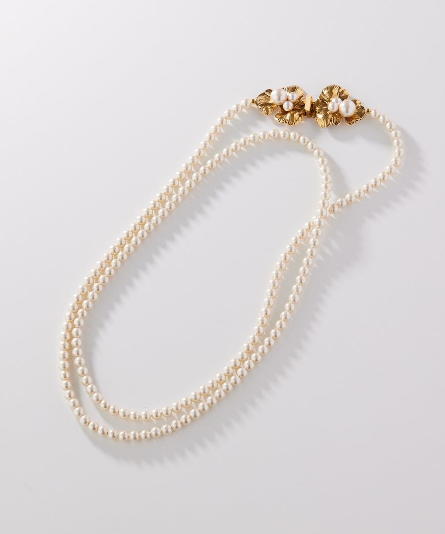 PETAL pearl long necklace