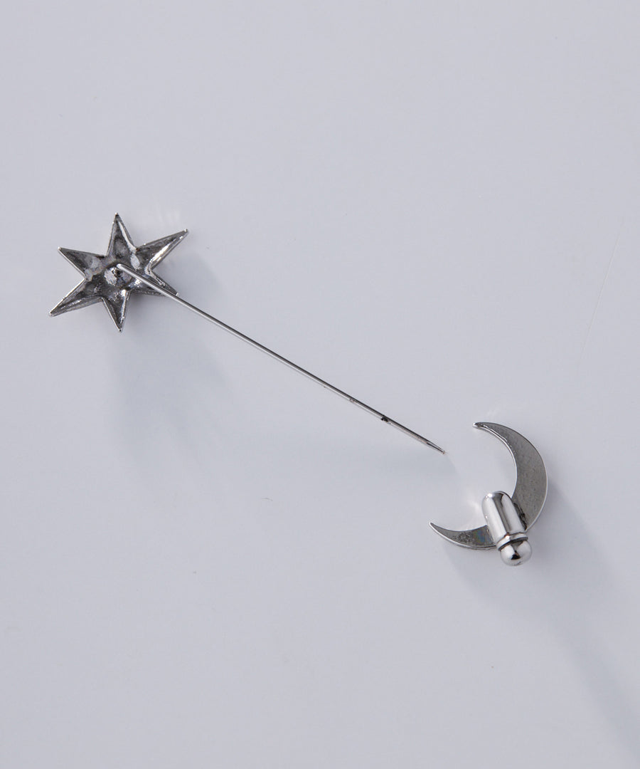 STAR pin brooch