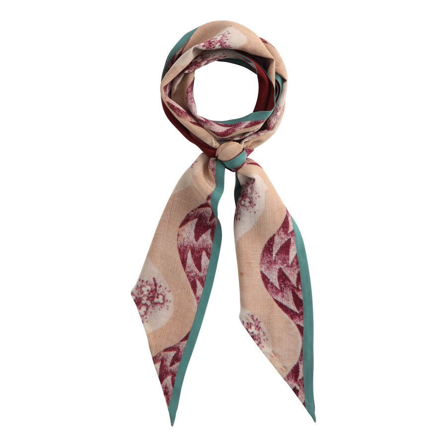 Slim French Wave Scarf