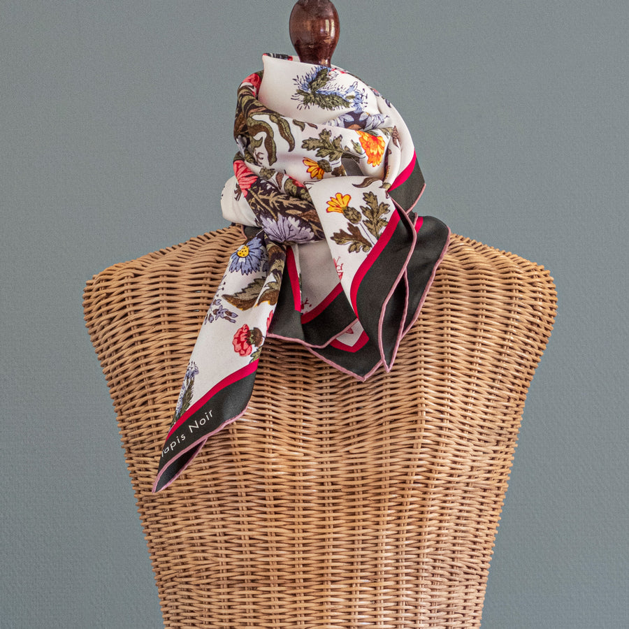 Classical Flower Stripe Scarf