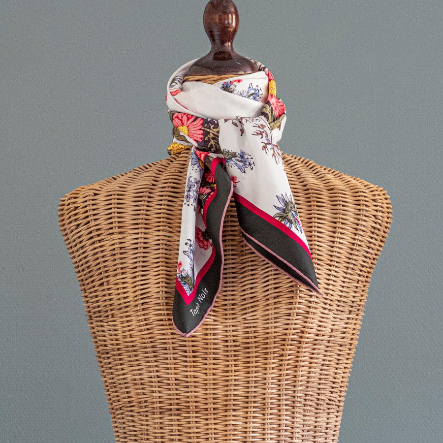 Classical Flower Stripe Scarf