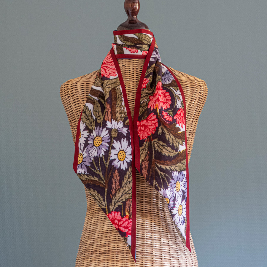 Slim Flower Stripe Scarf