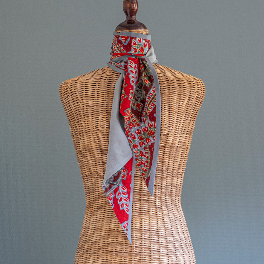 Slim Paisley Scarf