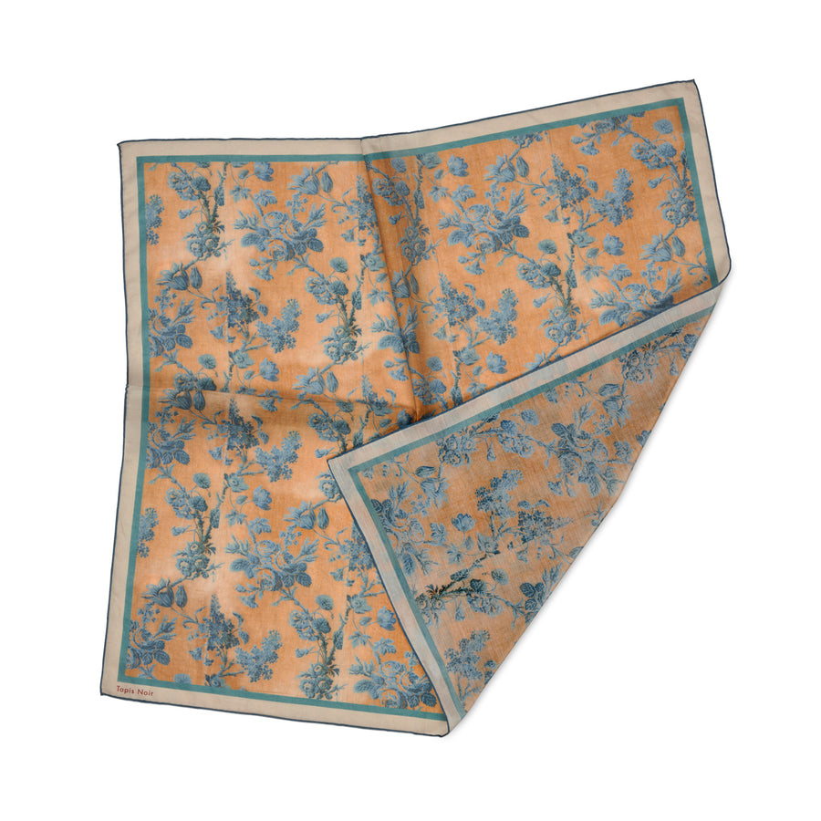 Light Dahlia Scarf /スカーフ