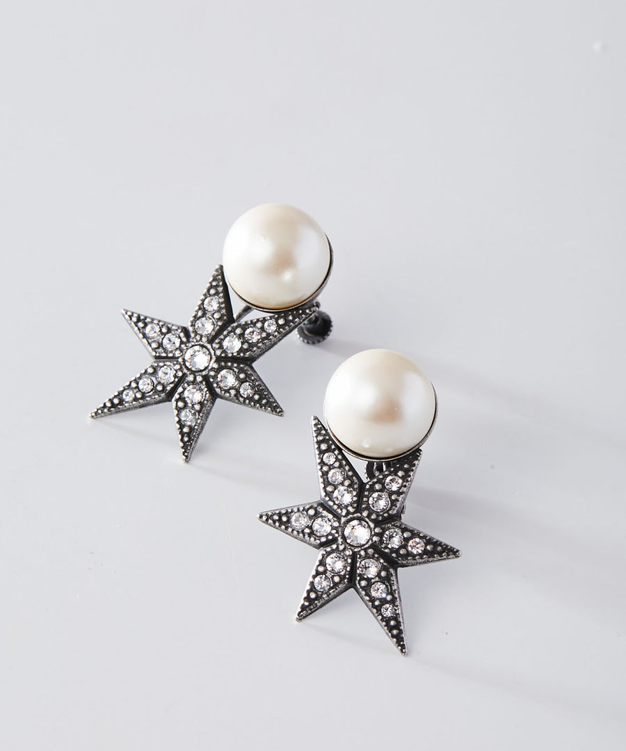 STAR pearl earring