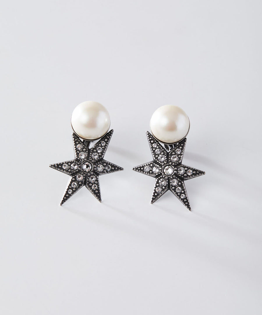 STAR pearl earring